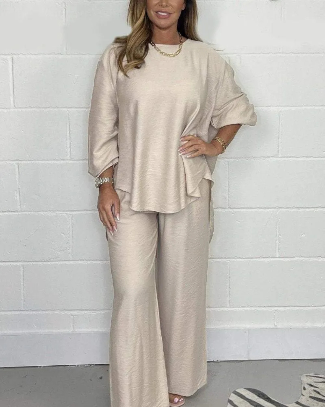 Conjunto Casual de Mujer con Blusa Asimétrica y Pantalón de Piernas Anchas®