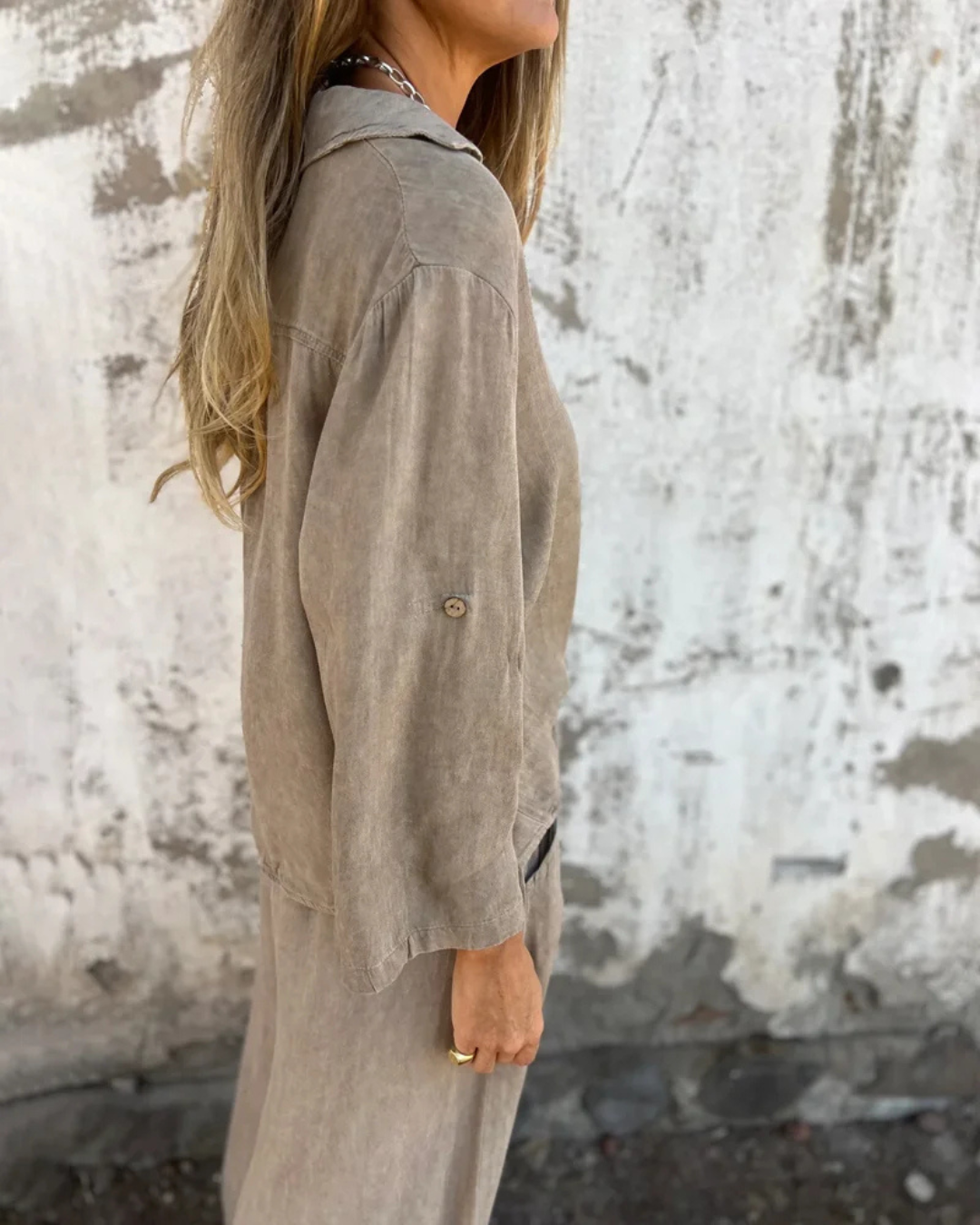 Conjunto de 2 Piezas con Mono Largo de Pierna Ancha para Mujer con Camisa de Botones y Lazo Frontal®